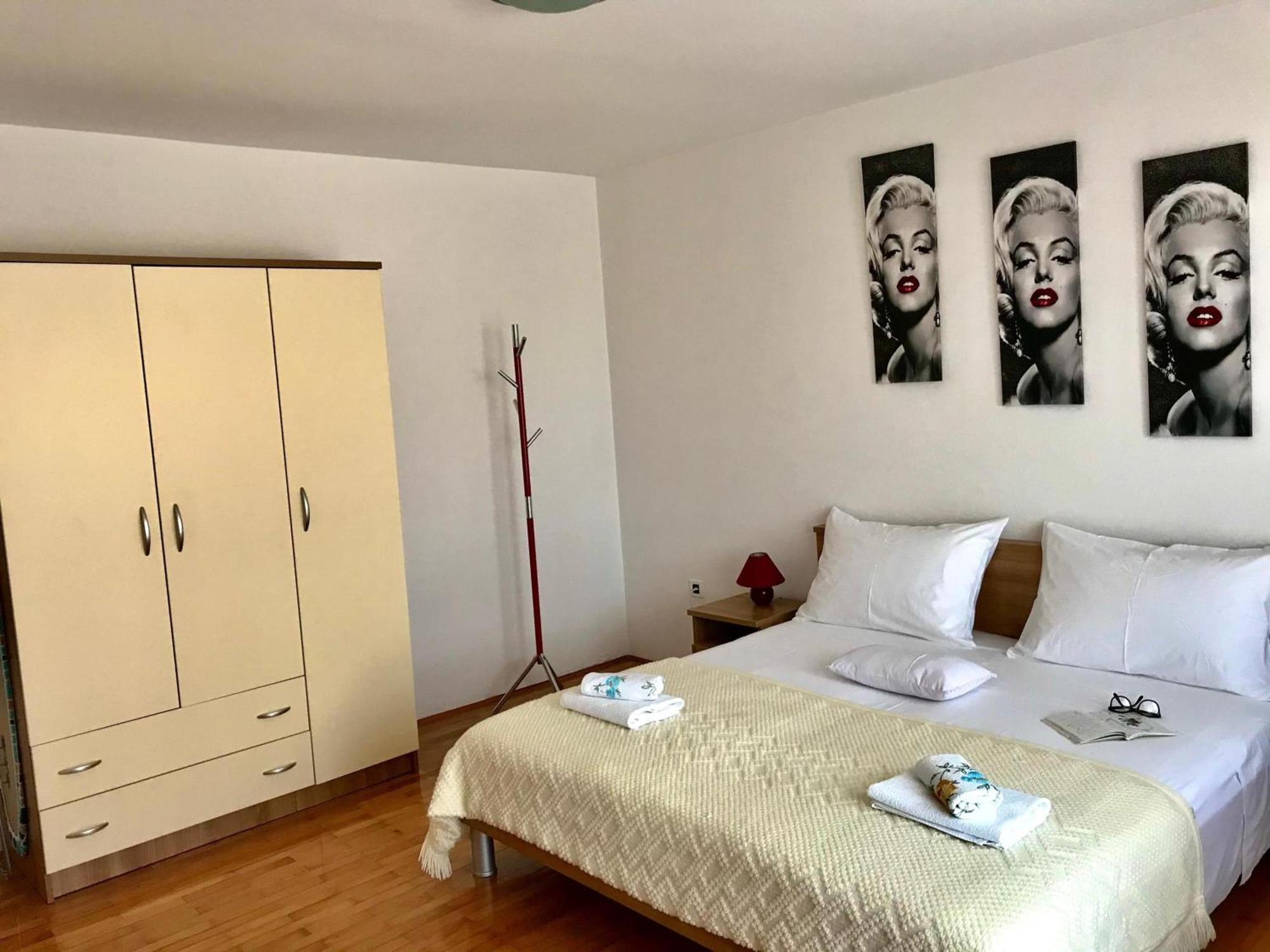 Apartment Adri Rovinj Bagian luar foto