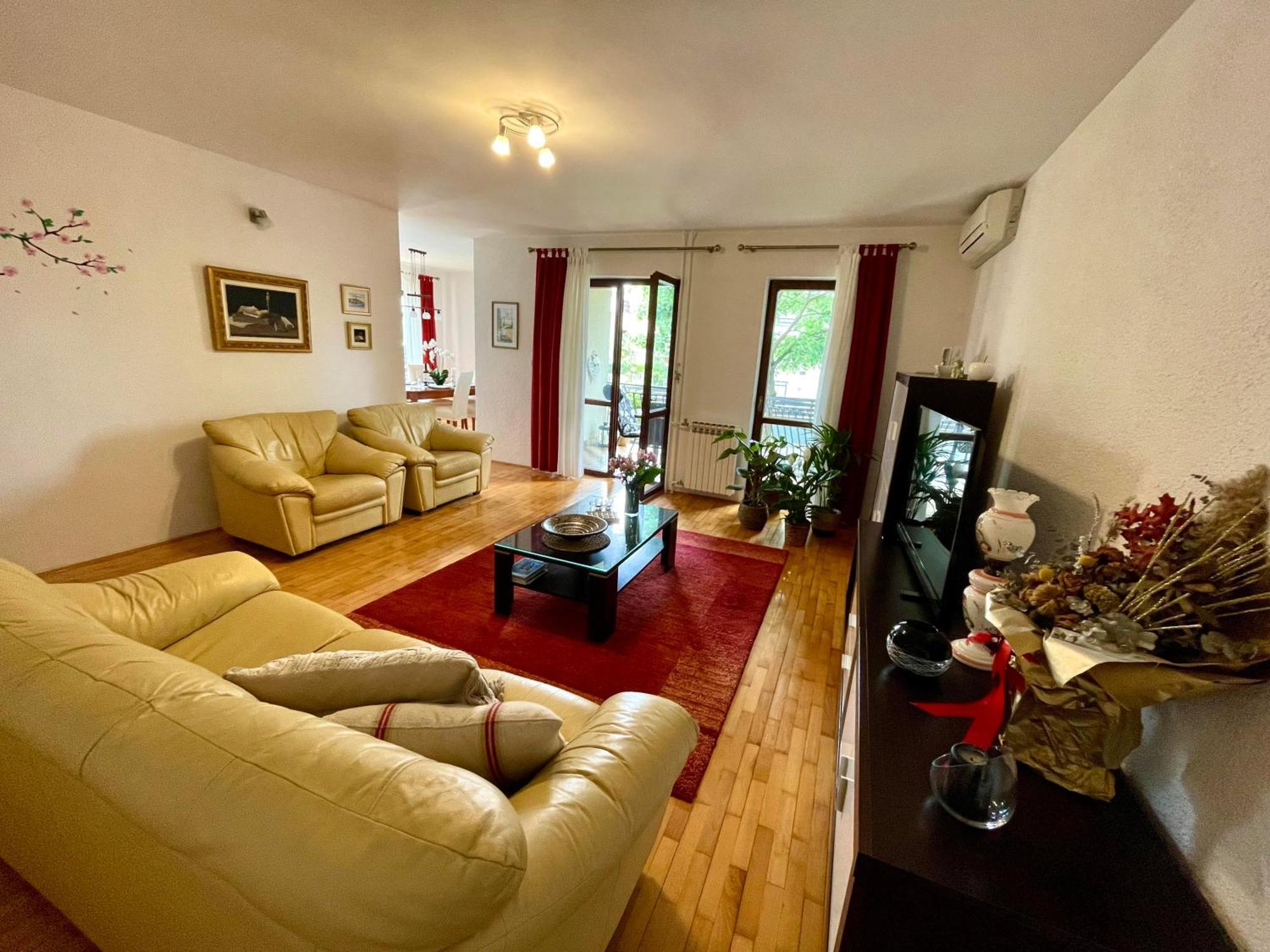 Apartment Adri Rovinj Bagian luar foto